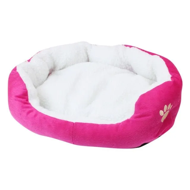 Cozy Comfort: Large Dog Bed for Medium & Large Breeds!