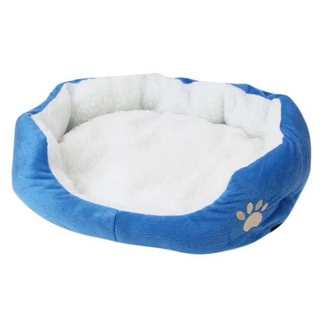 Cozy Comfort: Large Dog Bed for Medium & Large Breeds!