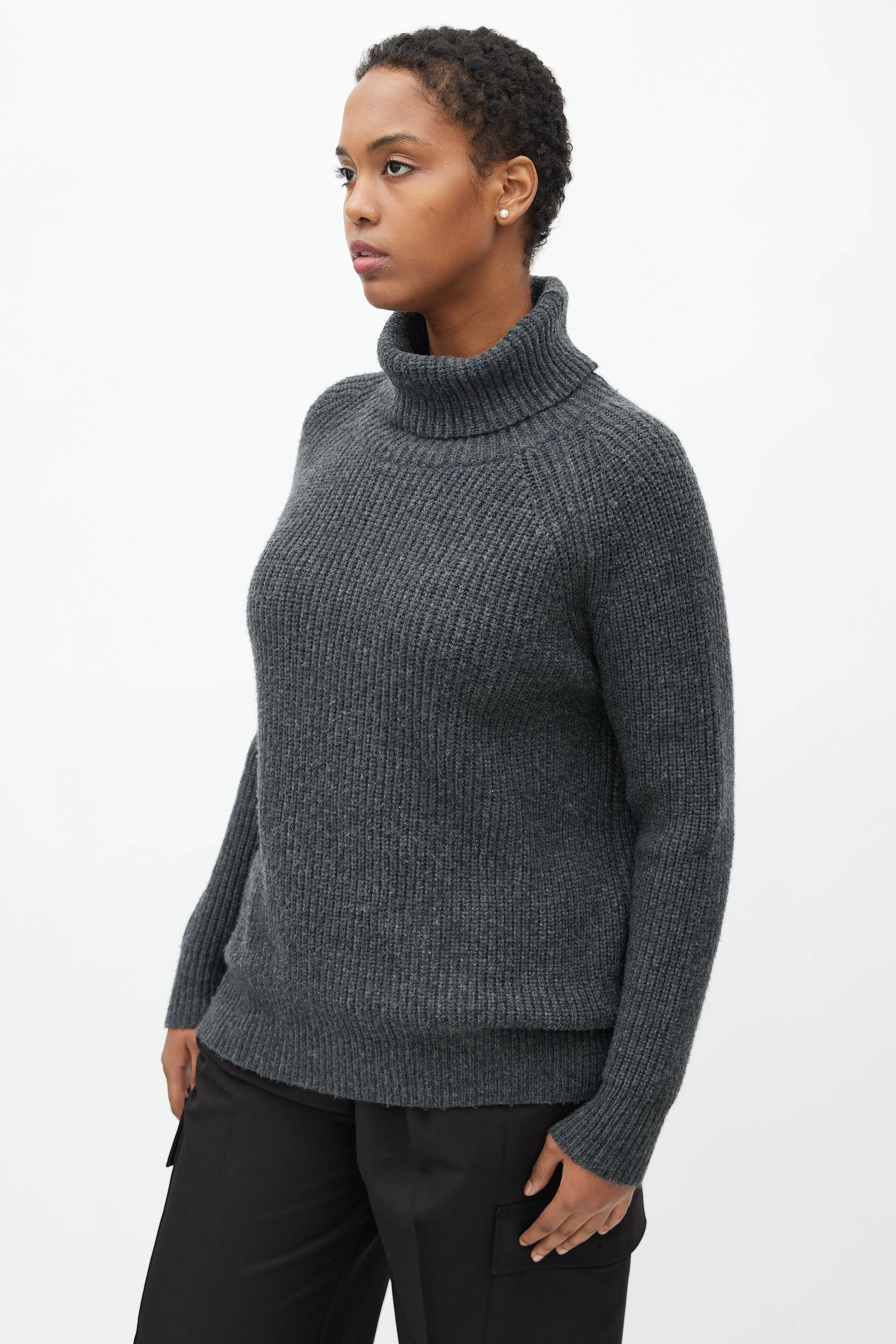 Grey Wool Ribbed Turtleneck