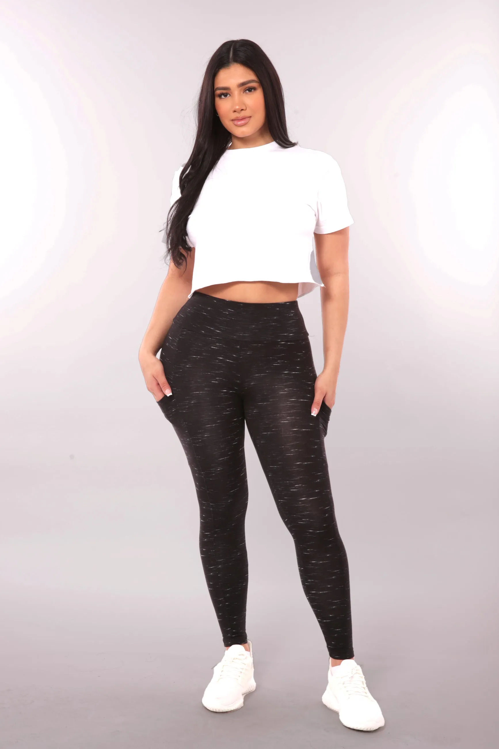 High Waist Fleece Lined Leggings With Side Pockets - Black & White Space Dye