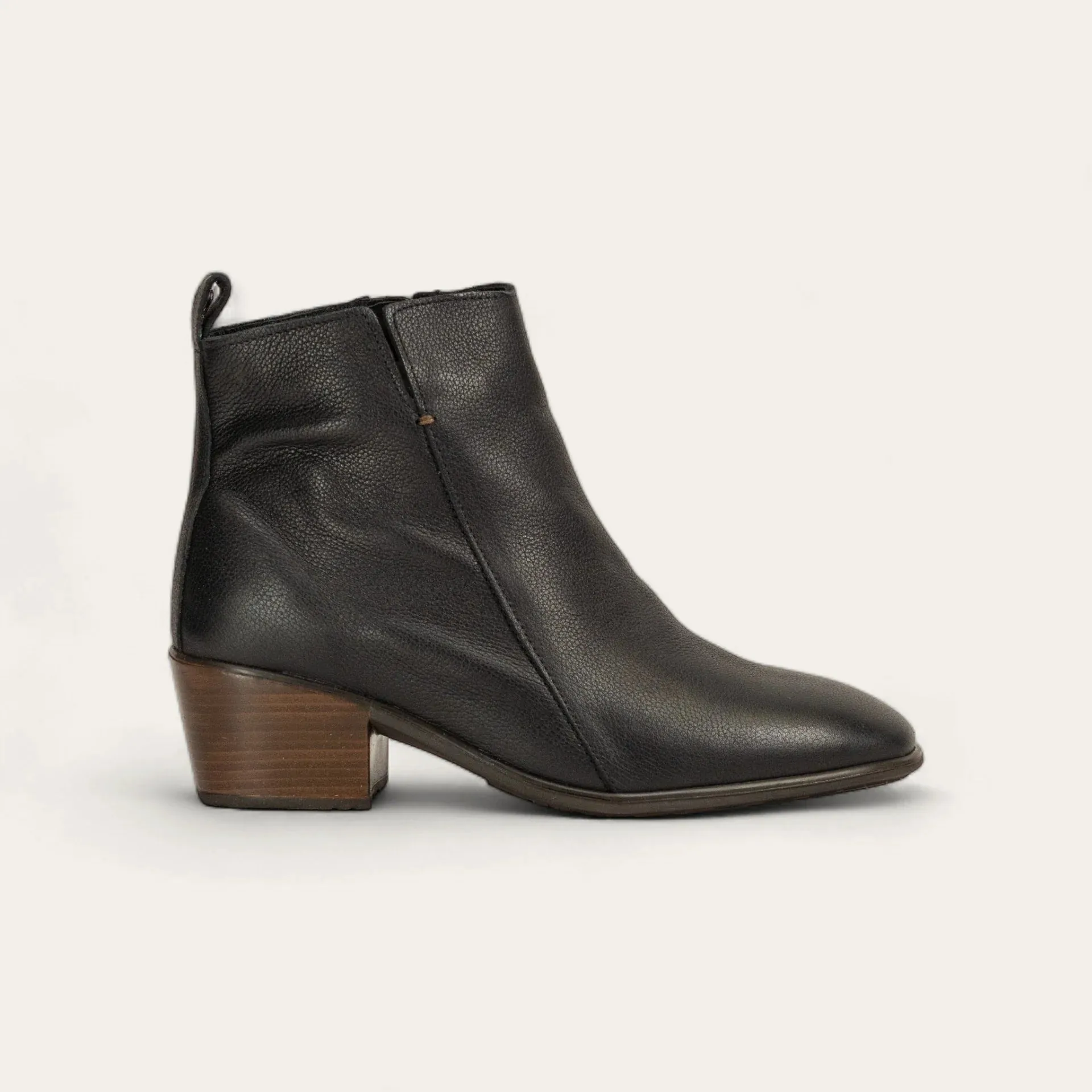 Naot Ethic Boot - Soft Black Leather